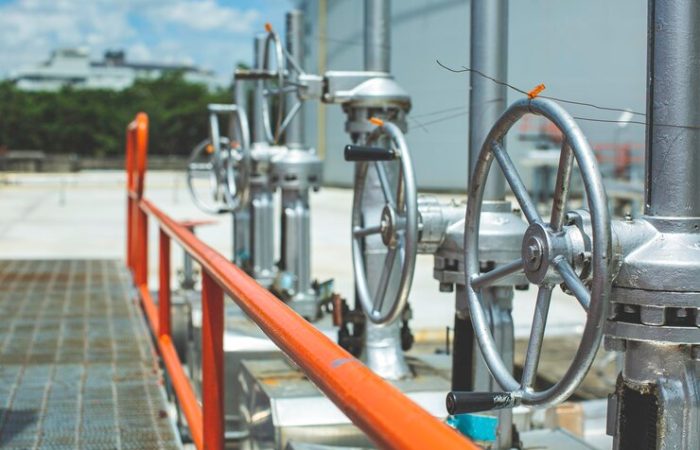 Choosing the Right Industrial Valves for Your Application: Key Factors to Consider